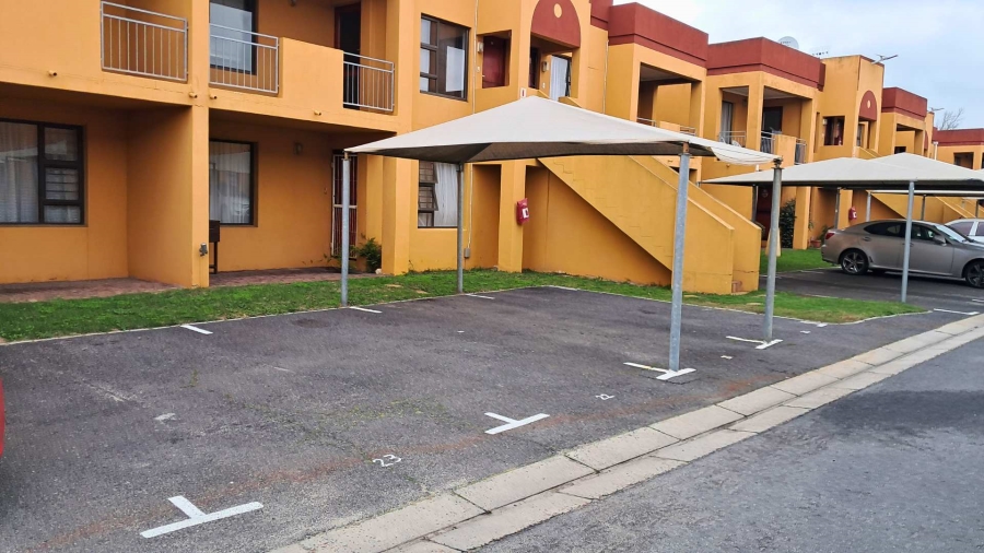 2 Bedroom Property for Sale in Ferndale Western Cape